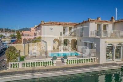 /international/fr/port-grimaud-provence-alpes-cote-d-azur-310099316152/?lang=zh-tw