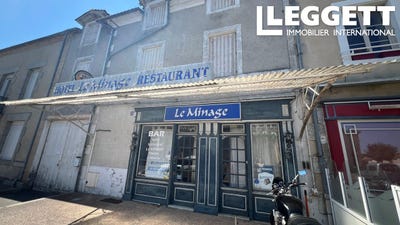 /international/fr/piegut-pluviers-aquitaine-310109847009/