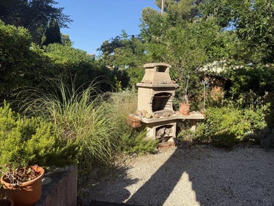 /international/fr/12-impasse-bocoumajour-carry-le-rouet-provence-alpes-cote-d-azur-310109126857/