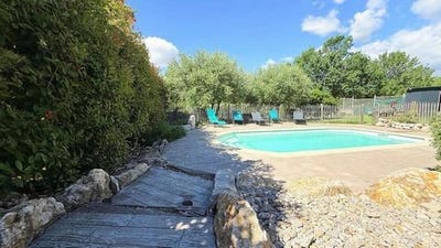 /international/fr/pezenas-languedoc-roussillon-310108007105/