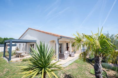 /international/fr/montamise-charente-310107864730/