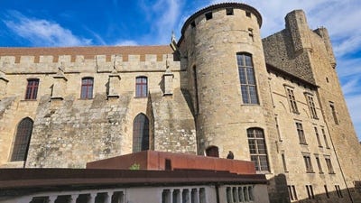 /international/fr/narbonne-languedoc-roussillon-310108465999/