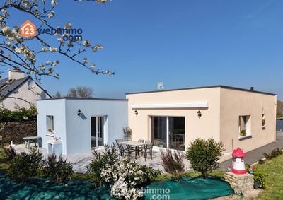 /international/fr/tredrez-locquemeau-brittany-310103470229/