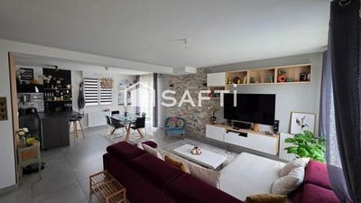 /international/fr/miniac-morvan-brittany-310108054766/