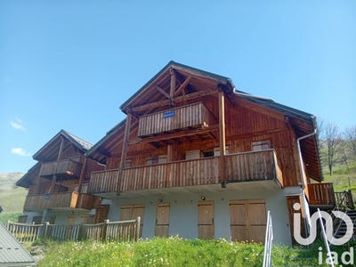 /international/fr/saint-jean-d-arves-rhone-310099256470/