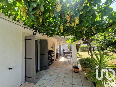 /international/fr/eyragues-provence-alpes-cote-d-azur-310101495651/?lang=pt