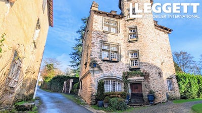 /international/fr/segur-le-chateau-limousin-310104077838/