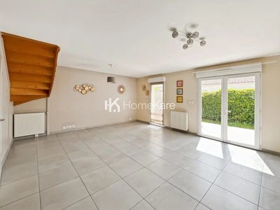 /international/fr/roques-languedoc-roussillon-310107367980/