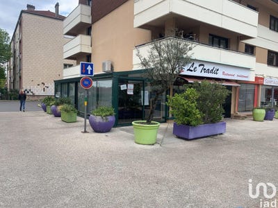 /international/fr/viry-chatillon-ile-de-france-310104181803/