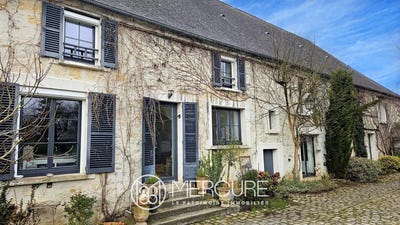 /international/fr/laon-picardie-310104936066/