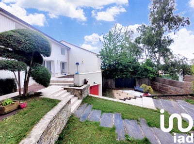 /international/fr/saint-etienne-upper-normandy-310099543012/