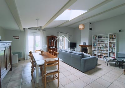 /international/fr/montpon-menesterol-aquitaine-310107013043/