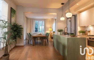 /international/fr/versailles-ile-de-france-310098104885/