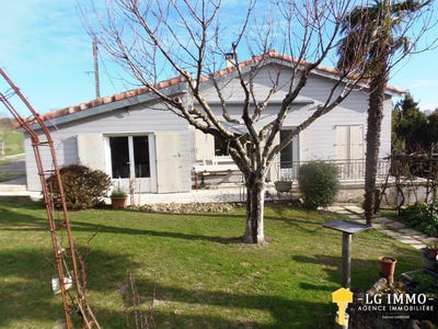/international/fr/chenac-saint-seurin-d-uzet-charente-310108972797/