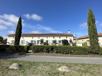 /international/fr/saint-romain-charente-310101061989/