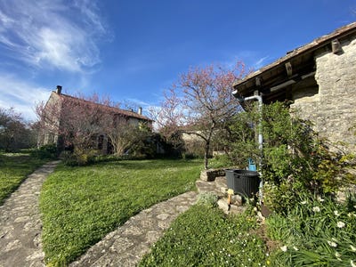 /international/fr/nanclars-charente-310108838370/?lang=pt