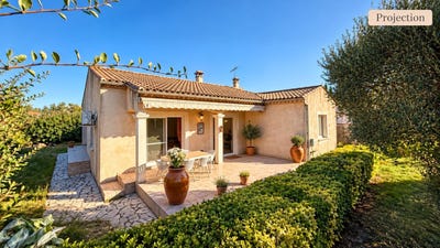 /international/fr/la-calmette-languedoc-roussillon-310120033310/
