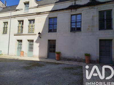 /international/fr/chinon-centre-val-de-loire-310107577935/