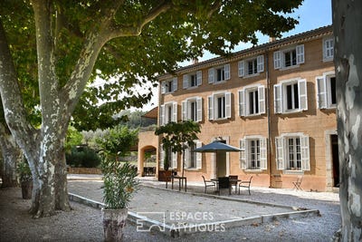 /international/fr/le-thoronet-provence-alpes-cote-d-azur-310110429991/