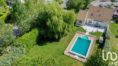 /international/fr/lesches-ile-de-france-310097845287/