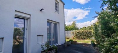 /international/fr/saintes-charente-310104838355/