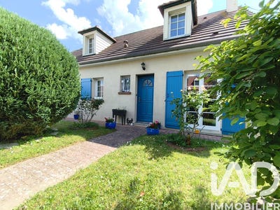 /international/fr/fontaine-la-guyon-centre-val-de-loire-310107911712/