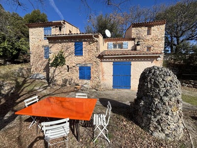 /international/fr/chateaudouble-rhone-310105998745/
