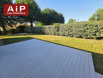 /international/fr/vendrennes-pays-de-la-loire-310103667157/
