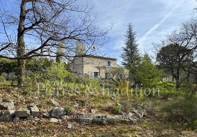 /international/fr/saignon-provence-alpes-cote-d-azur-310099001907/