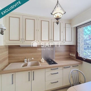 /international/fr/blois-centre-val-de-loire-310108271155/