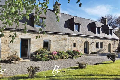 /international/fr/languidic-brittany-310107760575/
