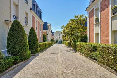 /international/fr/croissy-sur-seine-ile-de-france-310100631025/