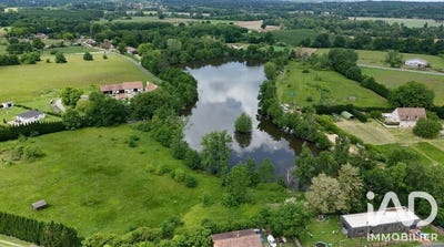/international/fr/beaupouyet-aquitaine-310108988783/