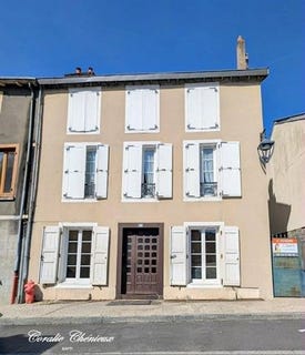 /international/fr/bort-les-orgues-limousin-310108995534/?lang=th