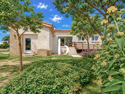 /international/fr/allegre-les-fumades-languedoc-roussillon-310108973117/