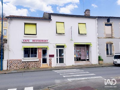 /international/fr/la-chataigneraie-pays-de-la-loire-310106709210/