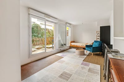 /international/fr/saint-ouen-sur-seine-ile-de-france-310107579981/
