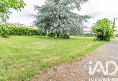 /international/fr/aizenay-pays-de-la-loire-310108554131/