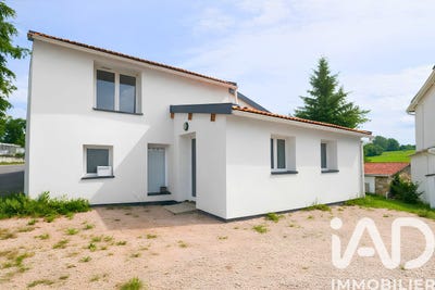 /international/fr/saint-pierre-laval-auvergne-310108270578/