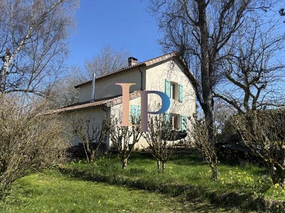 /international/fr/charlieu-rhone-310098879195/