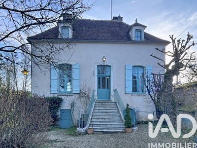 /international/fr/merry-sur-yonne-burgundy-310108894597/