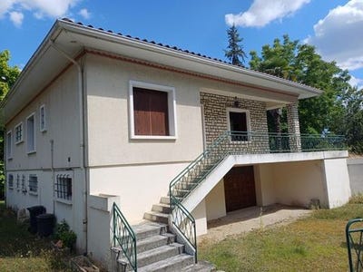/international/fr/chalais-charente-310101380382/?lang=es