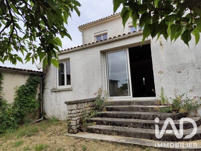 /international/fr/aigrefeuille-d-aunis-charente-310108948838/