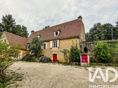 /international/fr/montignac-charente-310104490236/