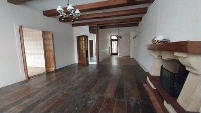/international/fr/caylus-midi-pyrenees-310105721286/