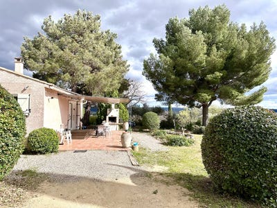 /international/fr/paulhan-languedoc-roussillon-310108041853/