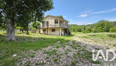 /international/fr/retournac-auvergne-310108318596/