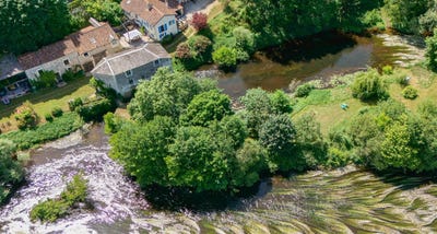 /international/fr/bonnes-charente-310108954437/?lang=th