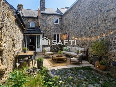 /international/fr/la-croixille-pays-de-la-loire-310105306932/