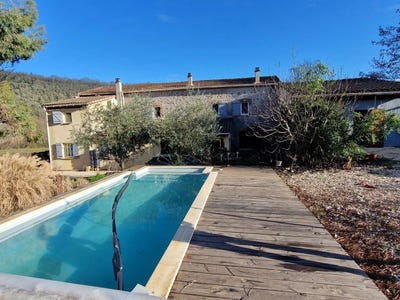 /international/fr/molieres-sur-ceze-languedoc-roussillon-310109746552/